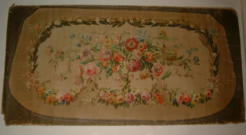 Seat laid on linen, inscribed 'Canape Lauriers' Size: 35 x 67"
